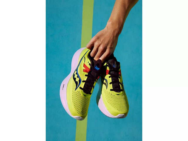 Saucony Ride 15 Running Shoe Men s