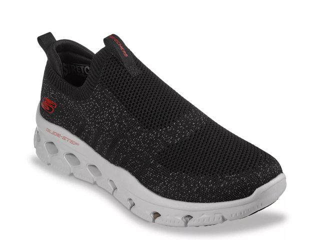 Skechers step in 2025