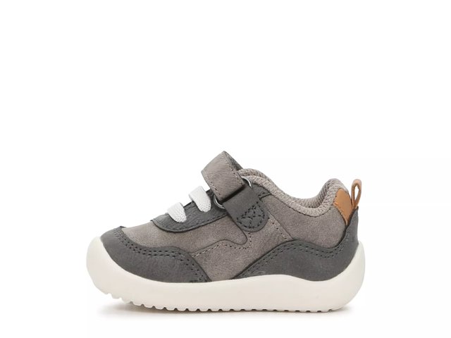 Nick deals kids shoes