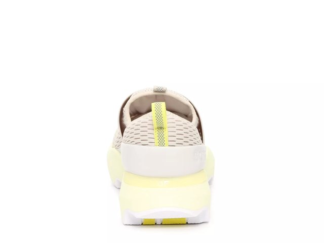 Sorel kinetic speed sneaker 2025
