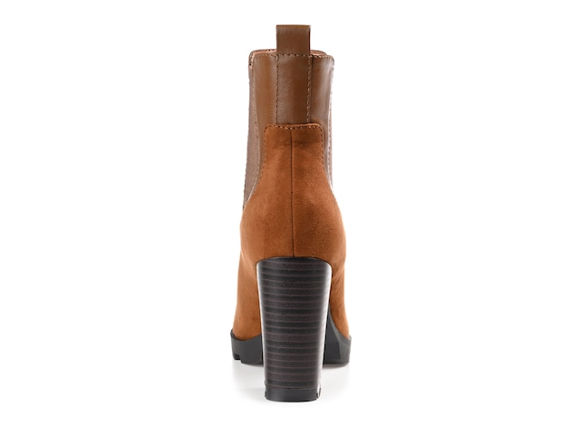 Journee Collection Islana Chelsea Boot - Free Shipping | DSW