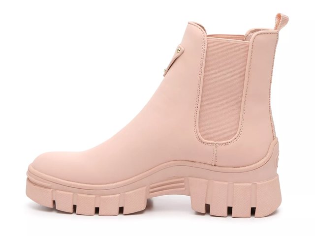 hestia boots guess
