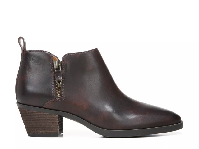cecily bootie vionic