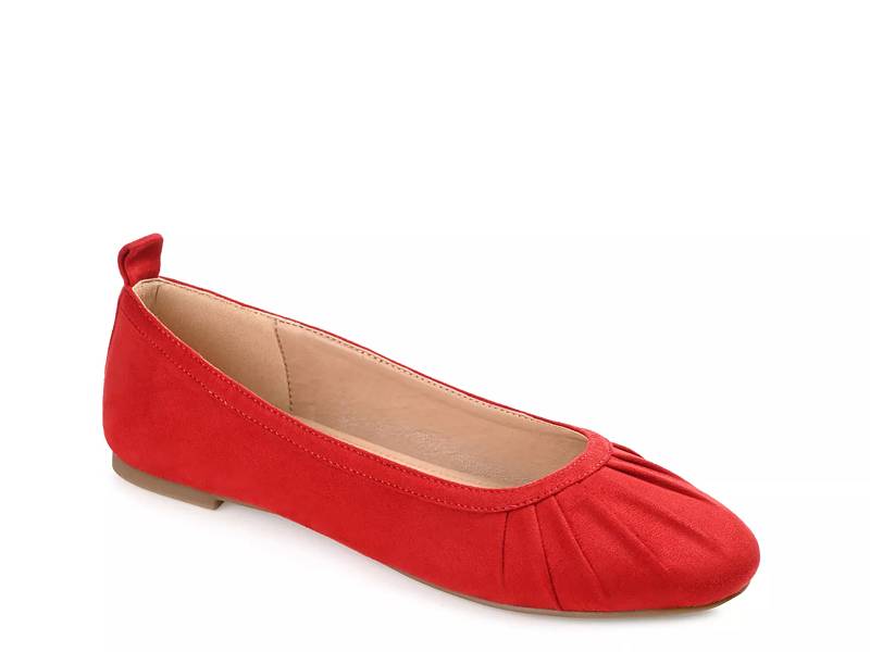 Clarks on sale flats dsw