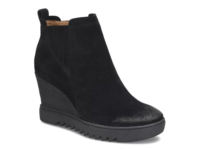 Sofft cheap wedge boots