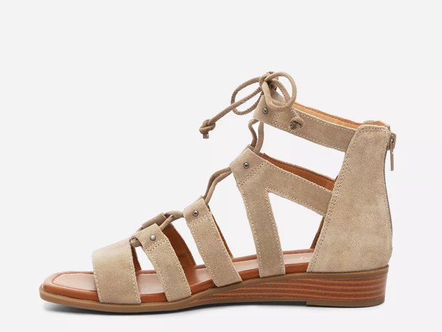 Crown vintage clearance regina gladiator sandal