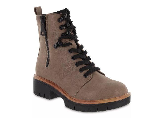Mia boots dsw clearance