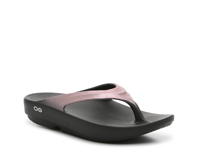 OOFOS Oolala Luxe Flip Flop - Free Shipping | DSW