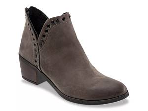 Dsw on sale born boots