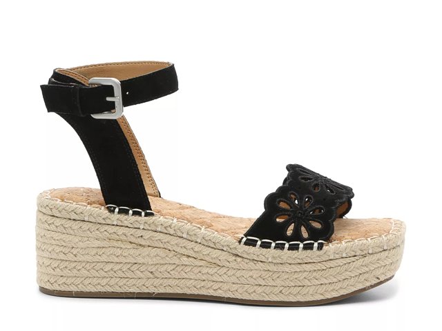 Dsw crown sales vintage sandals