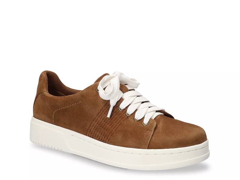 extra wide tennis shoes women's