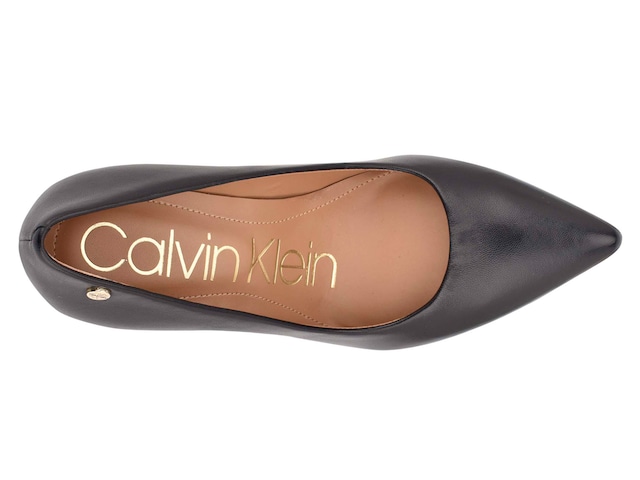 Calvin Klein Women's Brady Pump, Caramel, 5 : : Clothing
