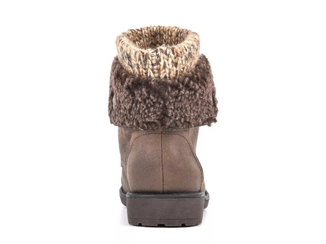 Cliffs by White Mountain Duena Wide Bootie