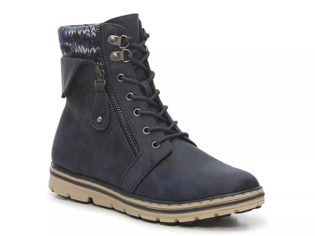Cliffs by white online mountain black boots