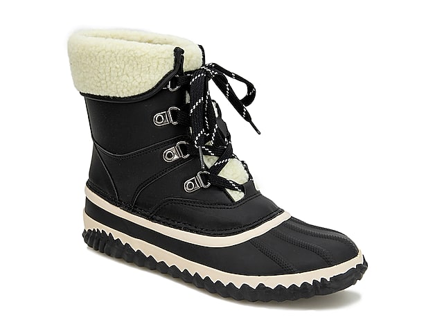 Columbia Moritza Shield snow boots in off white