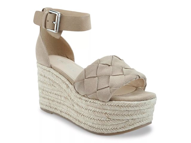 Marc fisher sale espadrilles dsw