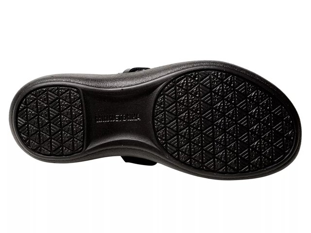 Minnetonka Brenn Sandal - Free Shipping | DSW