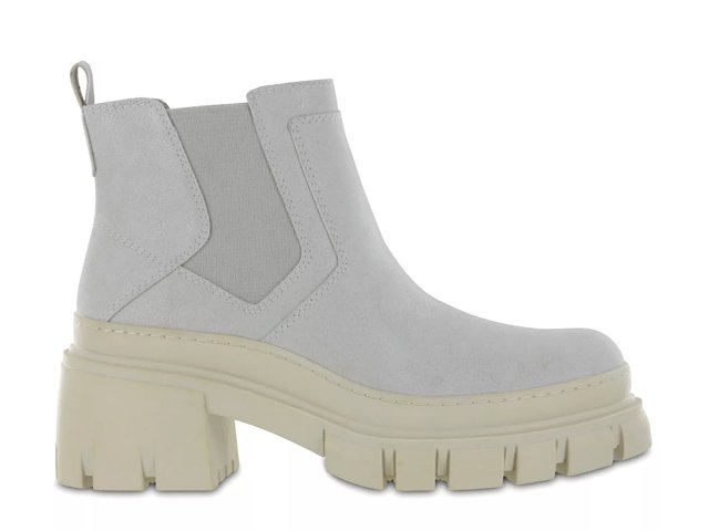 mia connor chelsea boots