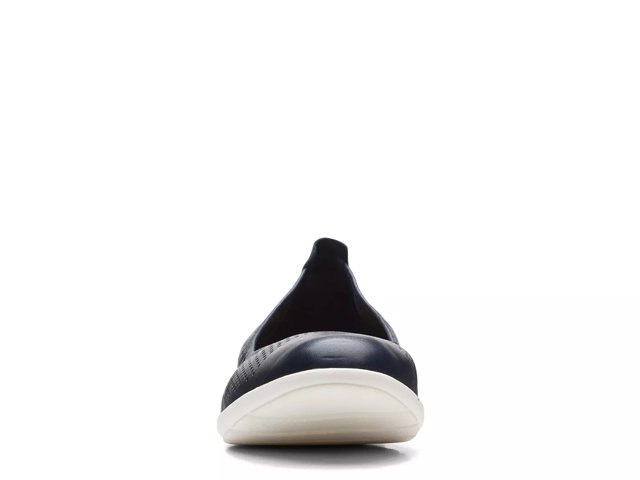 Clarks flats dsw cheap