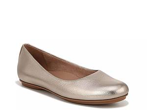 Wide width hot sale silver flats