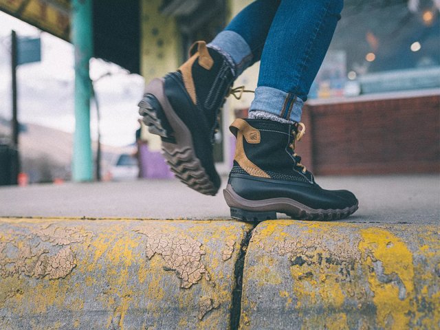 Women's blue duck boots hotsell
