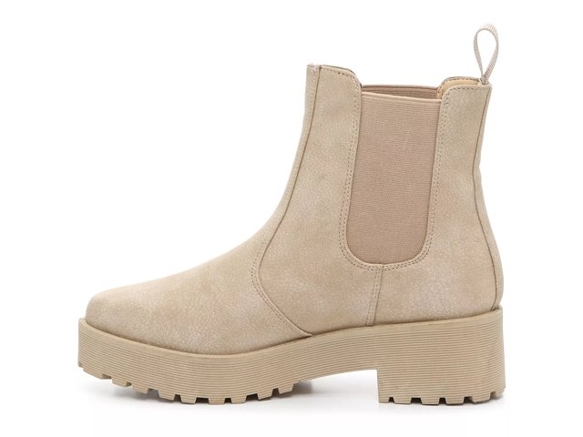 monet platform chelsea boot