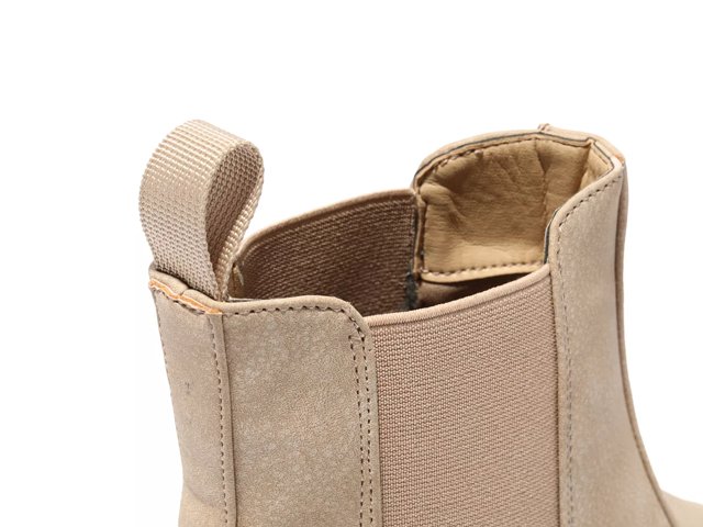 monet platform chelsea boot