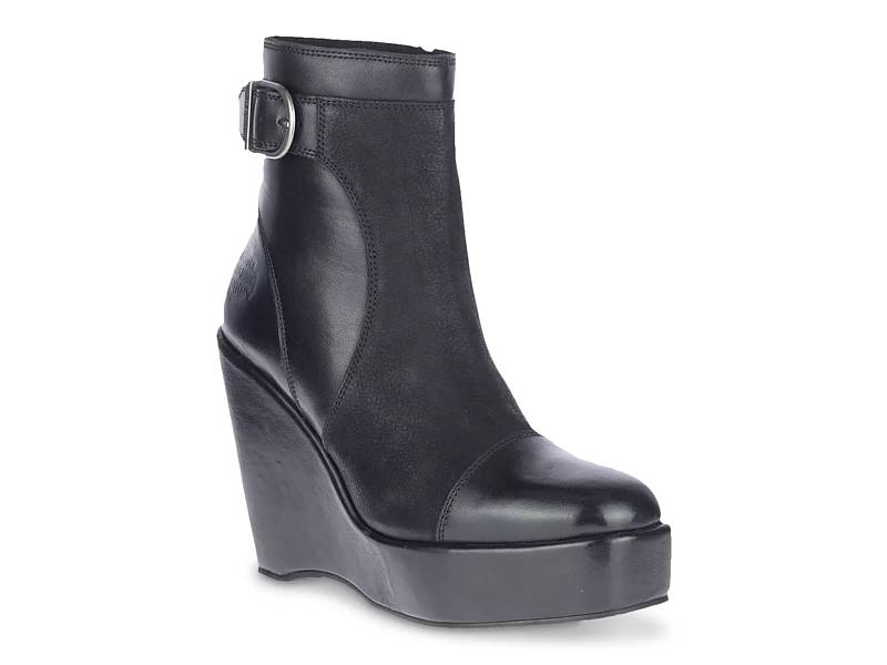  LOUISE ET CIE Zareb Black Leather Wedge Ankle Pull-on Chelsea  Platform Bootie | Ankle & Bootie