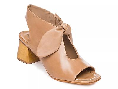 howler sand suede boots