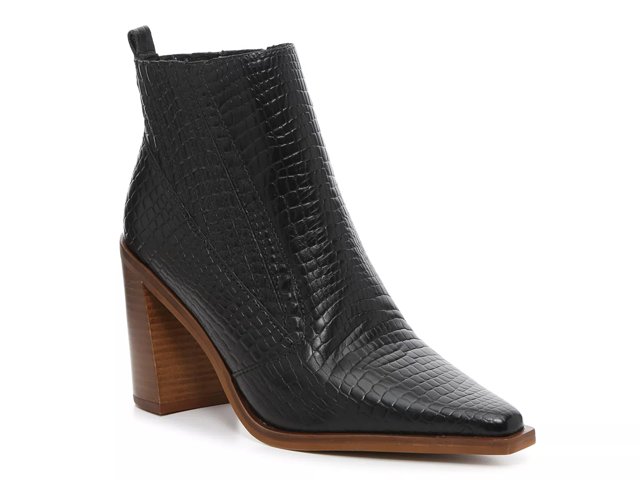 Dsw pointed toe booties hotsell