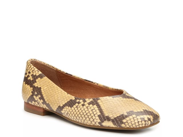 Dsw frye deals