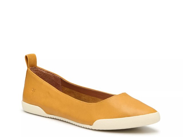 Frye melanie chelsea bootie deals