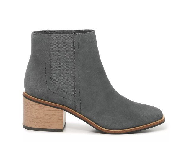 Splendid deals suede booties