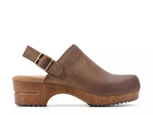 White Mountain Being Clog