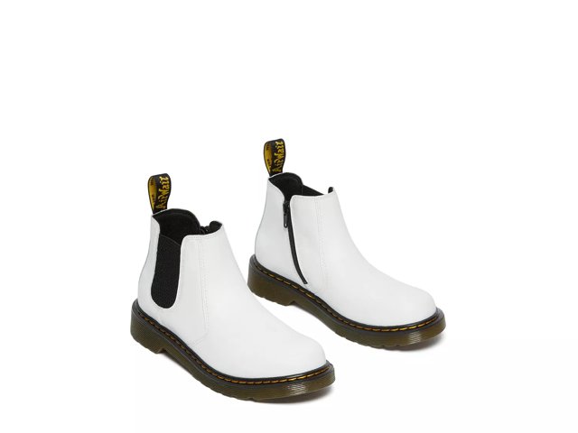 White chelsea boot dr martens top