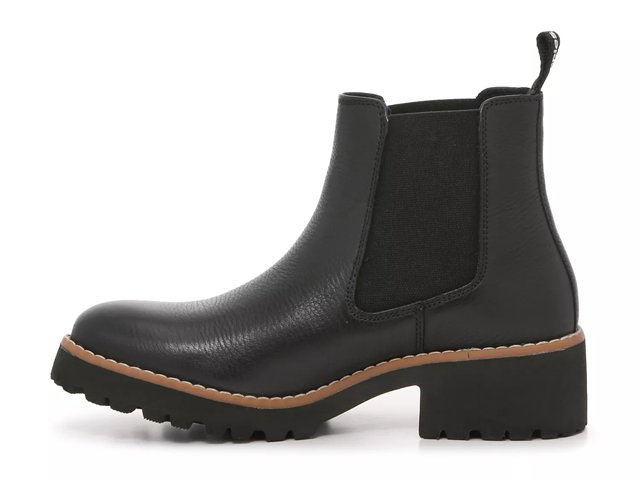 emali chelsea boot