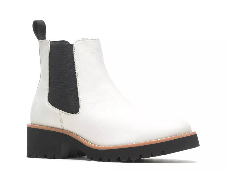 Nine west wutchu chelsea boot hotsell