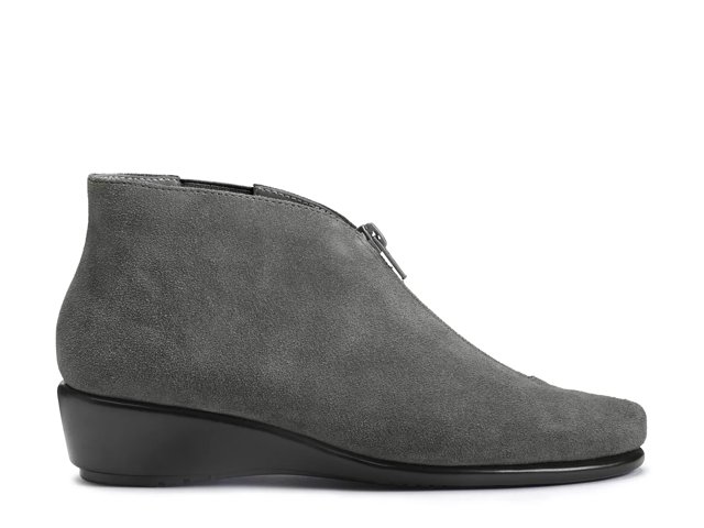 Aerosoles allowance shop