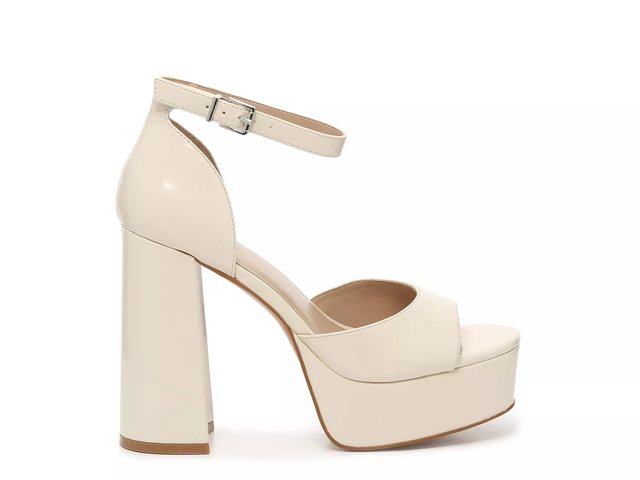 Vallie wedge online sandal