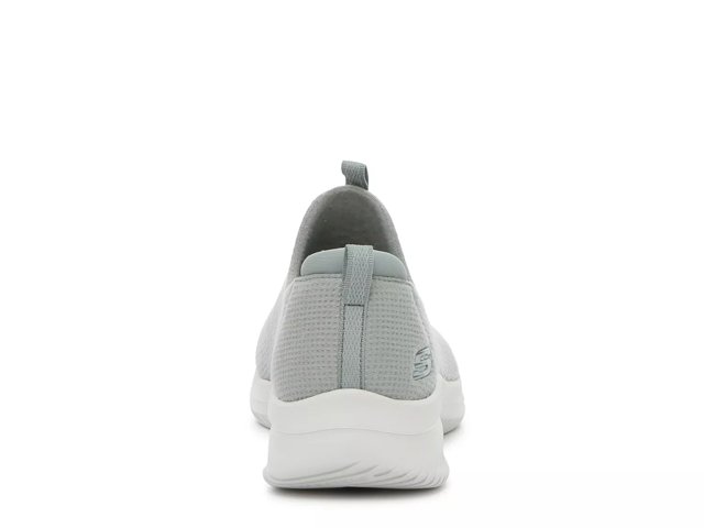 Skechers ultra flex dsw deals