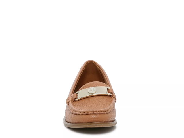 Anne klein dakodah loafer 2025