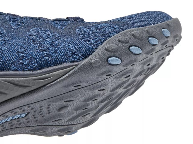 Skechers women's breathe easy fortune knit 2025