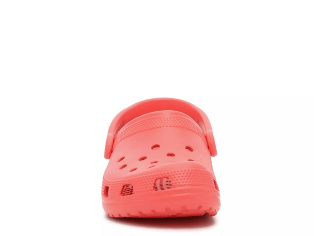 Melon pink crocs 2025