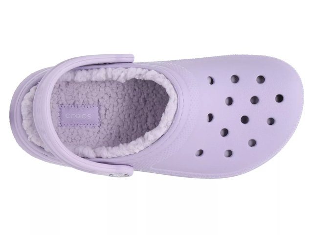 Fuzzy crocs hotsell dsw