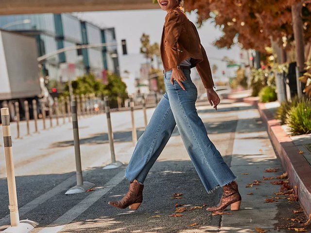 Naturalizer emory on sale boots