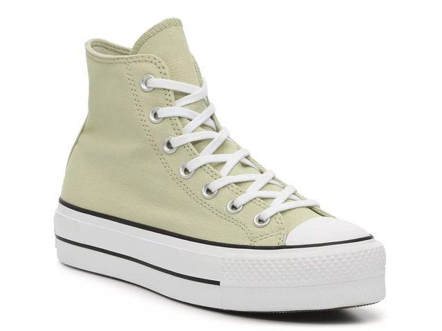 Chuck taylors dsw on sale