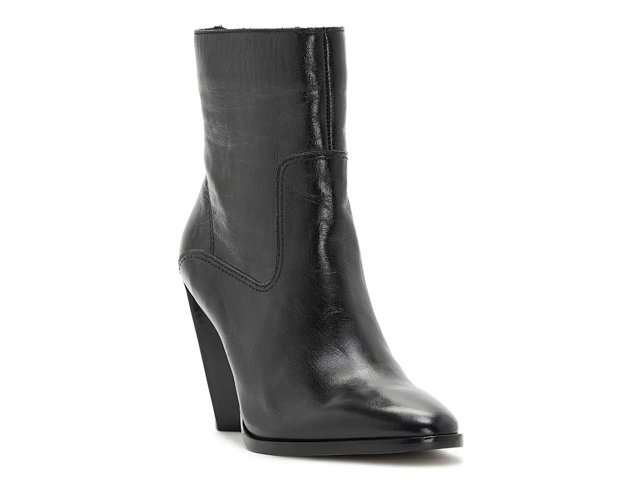 Vince camuto addiena leather ankle bootie deals