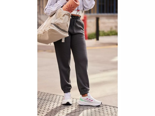 adidas Questar Running Shoe Women s