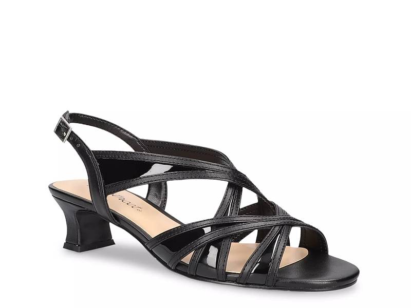 Tristen Sandal