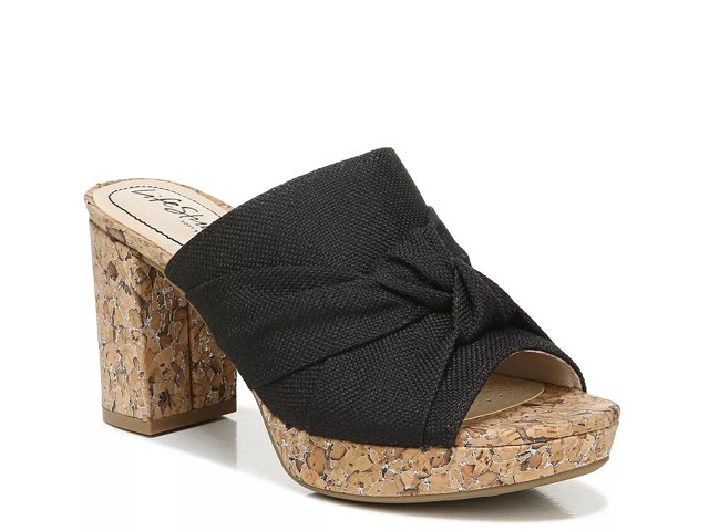 Dsw laguna store
